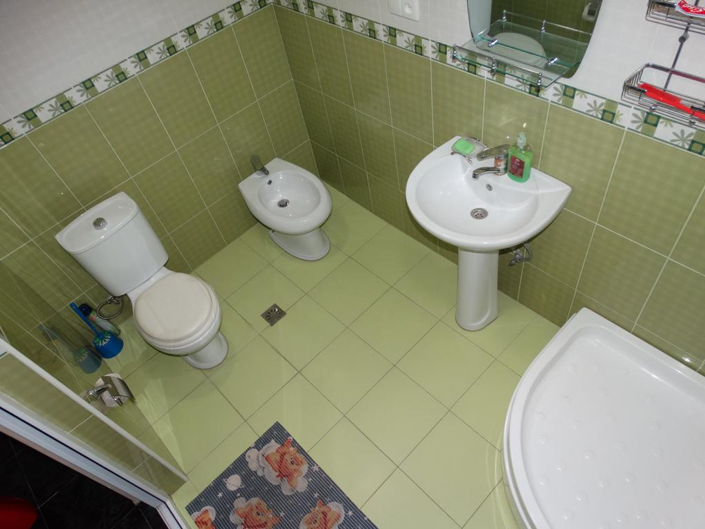 Hotel Sano Kutaisi Habitación foto